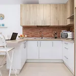 Home2book Charming El & Terrace Apartman *