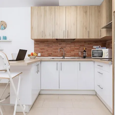 Home2book Charming El & Terrace Lejlighed *